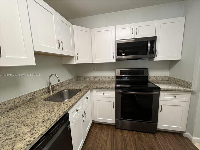 Foto del edificio - 4354 NW 9th Ave