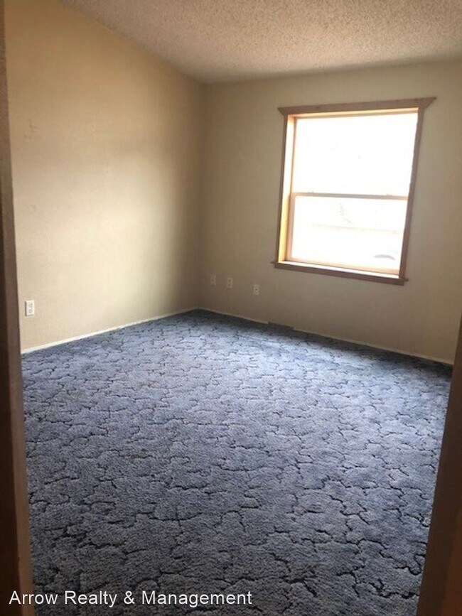 Foto del edificio - 3 br, 2 bath House - 214 Lincoln Ave.
