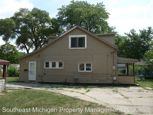 Building Photo - 8620 Republic Ave