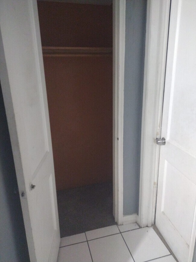 Foto del edificio - 165 NW 125th St
