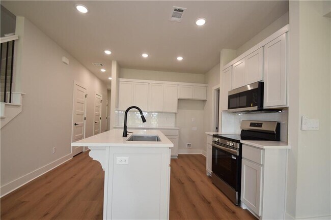 Foto del edificio - 1821 Lapis Ave