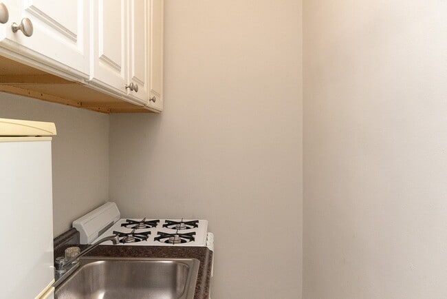 Foto del edificio - 2832 N Burling St