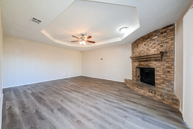 Building Photo - 1101 Twin Cedar Ct