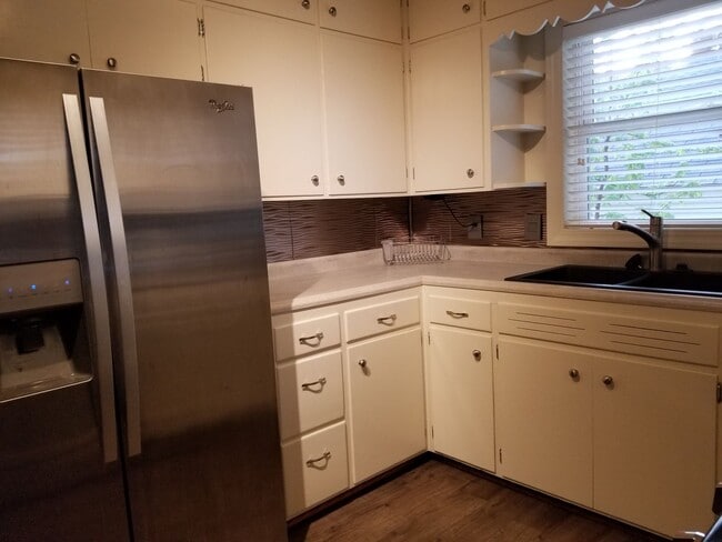 Foto del edificio - NE 2 bedroom,  Fenced Yard, Newly Updated!