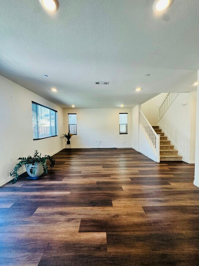 Foto del edificio - 5440 Guenoc Valley Ln