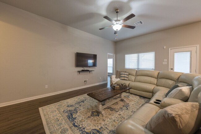 Foto del edificio - Gorgeous Three Creeks Home