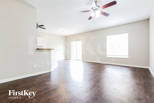 Foto del edificio - 5210 Prime Terrace