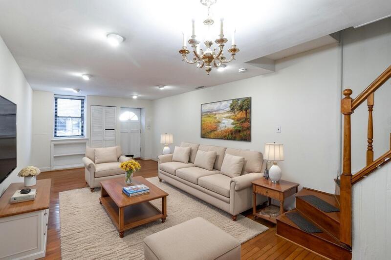 Primary Photo - 726 S Wolfe St