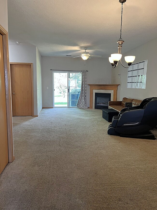 Building Photo - 2852 Brewers Ln