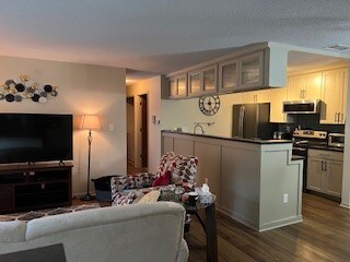 Building Photo - 3800 Cheyenne Ct