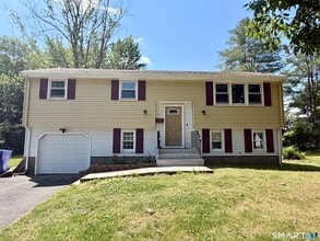 Building Photo - 31 Forest Ln