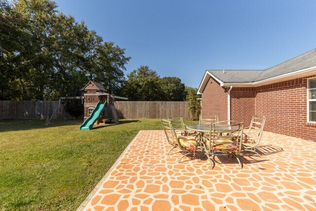 Building Photo - 4 BED 2 BATH NORTH WOOLMARKET SCHOOL DISTR...