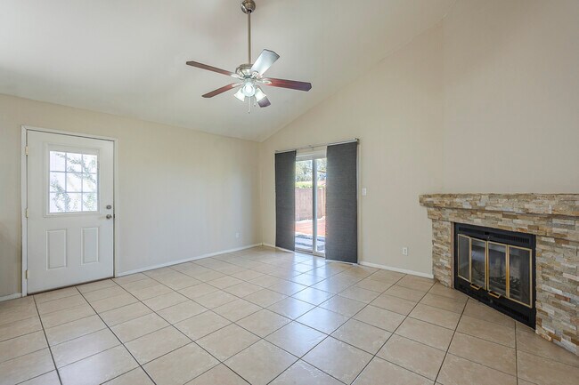 Building Photo - 2342 N 87th Way