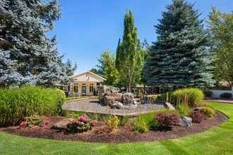 Building Photo - Tualatin Heights