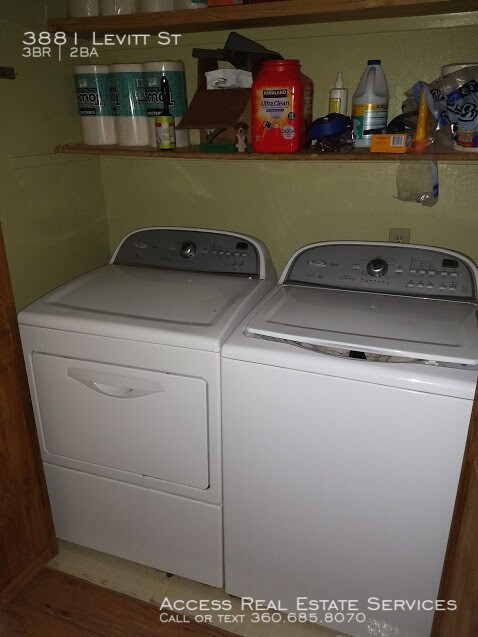 Foto del edificio - 3881 Levitt St