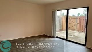Foto del edificio - 1440 N Lawnwood Cir