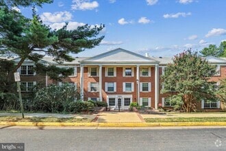 Building Photo - 7621 Tremayne Pl