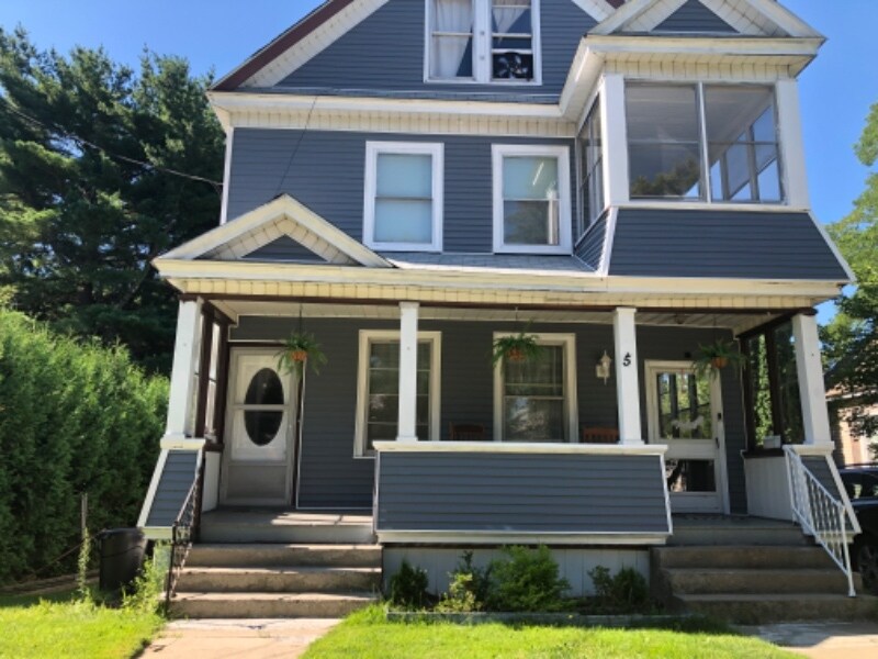 5 Bigelow Ave Unit 2, Amsterdam, NY 12010 Apartment for Rent in