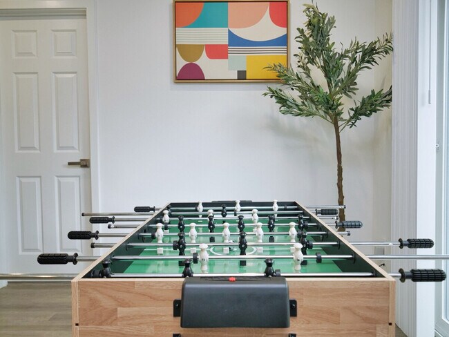 Foto del edificio - 4240 Camden Ave
