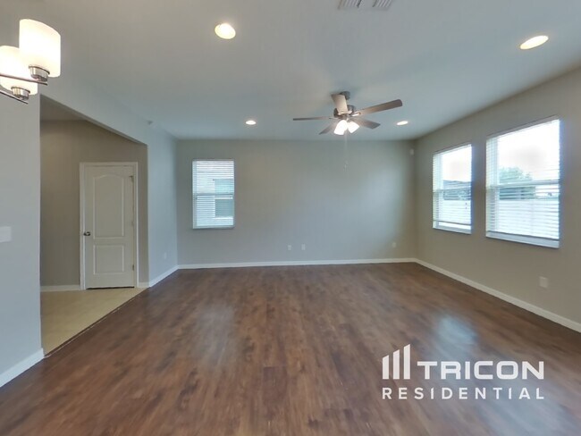 Building Photo - 6203 Trent Creek Dr