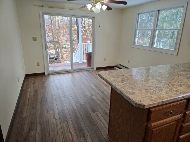 Foto del edificio - 64 Pershing St