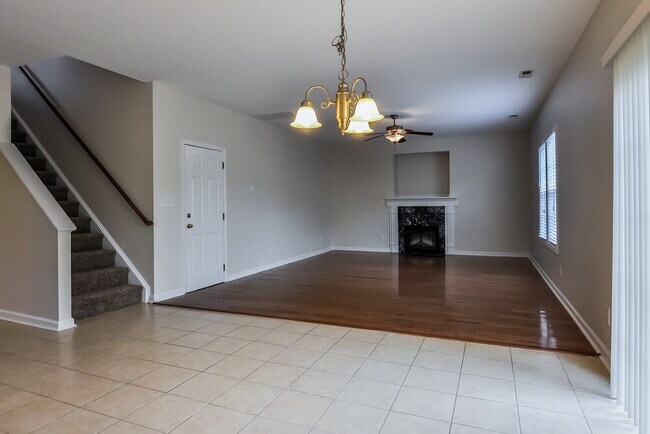 Foto del edificio - 407 Morganite Ct