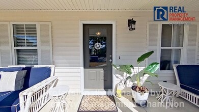 Building Photo - 615 Catamaran Dr