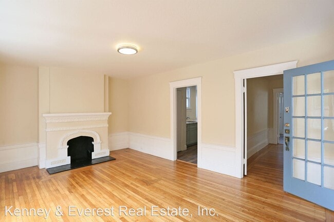 Building Photo - 2 br, 1 bath House - 72 Martha Avenue