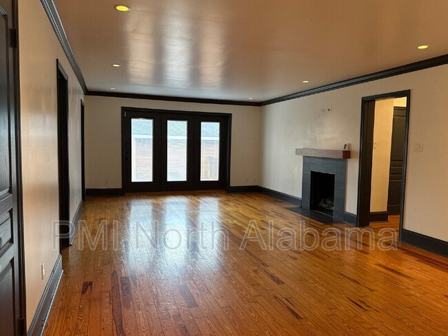 Foto del edificio - 2512 Pansy St SW