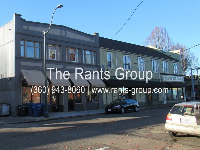 Primary Photo - 323 4th Ave E