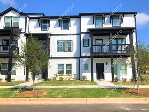 Building Photo - 835 Altamaha Trl