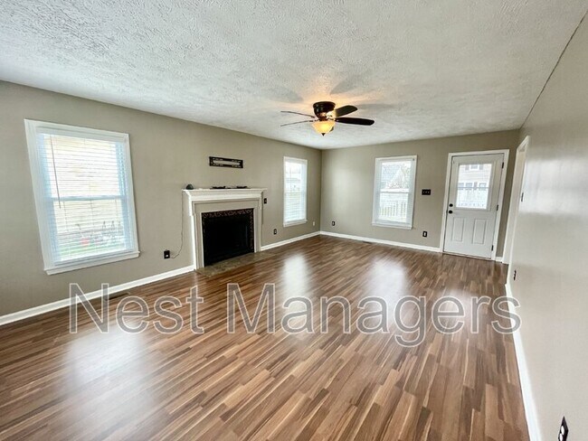 Foto del edificio - 4206 Buckhurst Dr