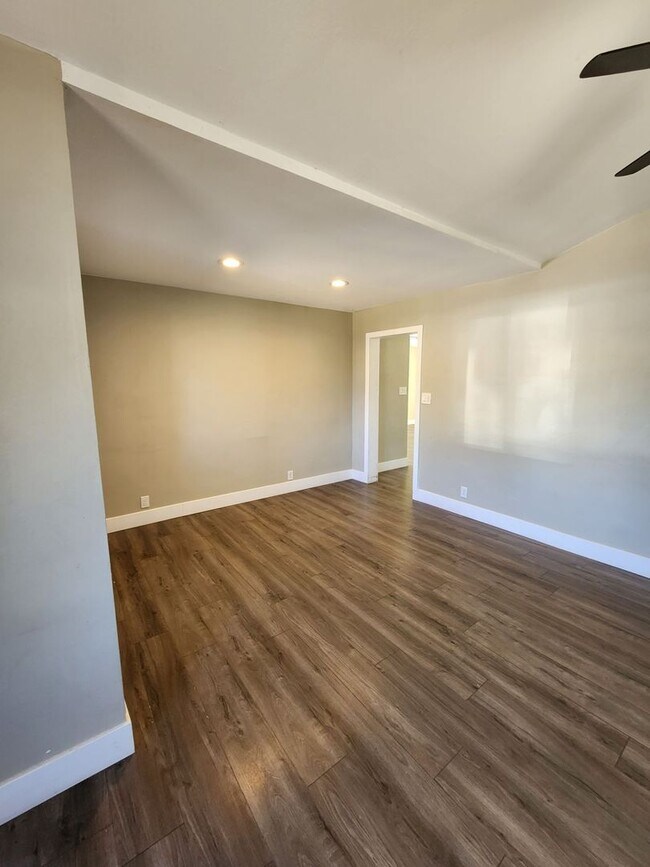 Foto del edificio - Charming 3 bedroom home in  prime Mesa loc...