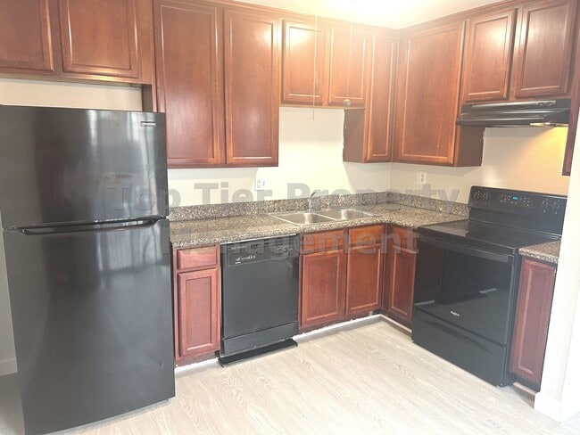 Foto del edificio - **Spring Valley 2 bed / 1.5 bath Condo - C...