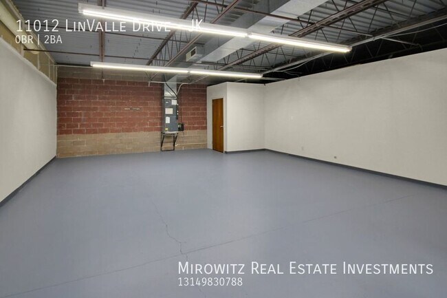Foto del edificio - 2,115 sqft South County Office Warehouse f...