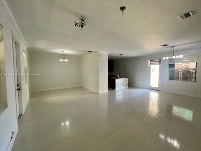 Foto del edificio - 24473 SW 115 Ct