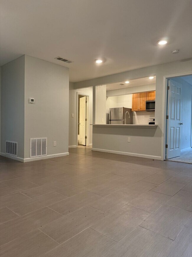 Foto del edificio - Mesa Village - Clubhouse #300