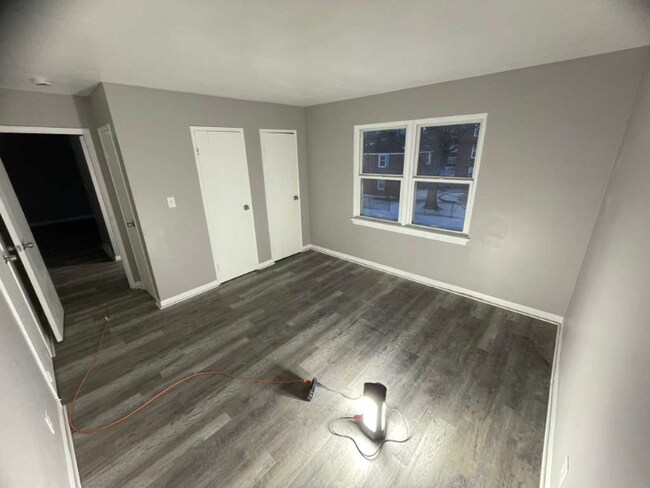 Building Photo - 1500 Luxor Rd