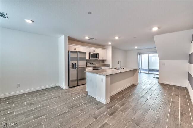 Foto del edificio - 12146 Scarlet Ember Rd
