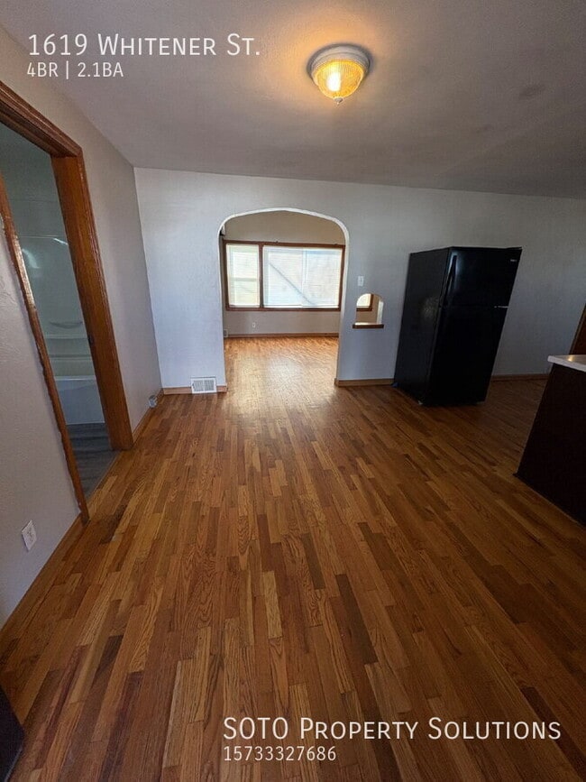 Building Photo - 1619 Whitener St