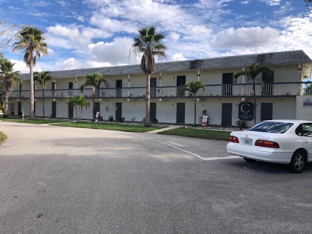 Foto del edificio - 922 Courting Ln