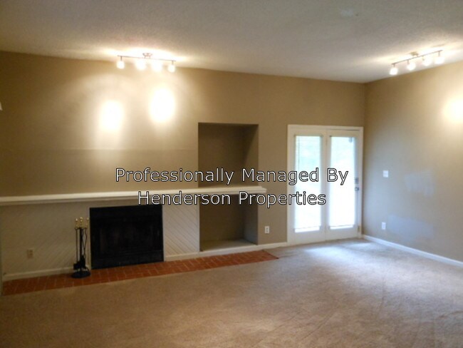 Building Photo - 1839 J Julian Ln