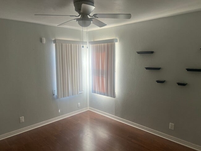 Building Photo - 2 br, 1 bath House - 612 N 6th Street