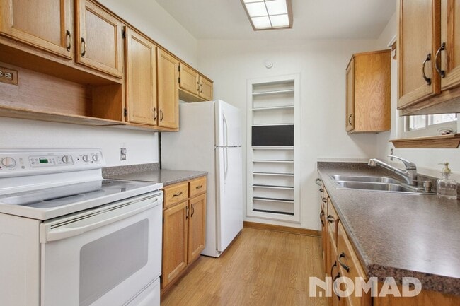Foto del edificio - Charming 3BR House in Aurora
