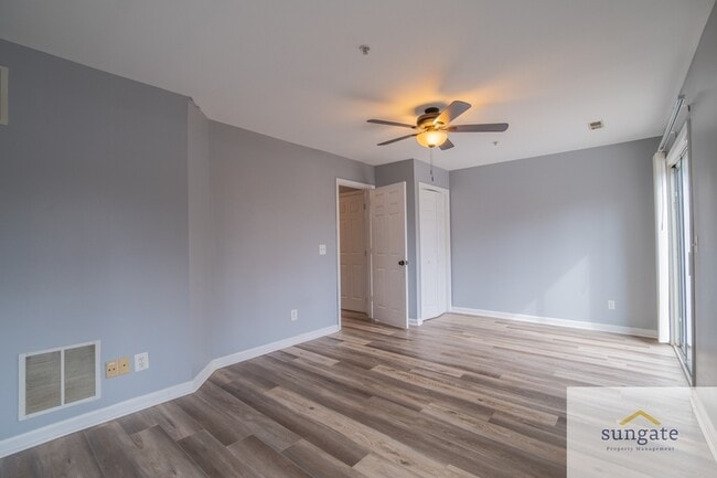 Foto del edificio - 113 Brightwater Dr