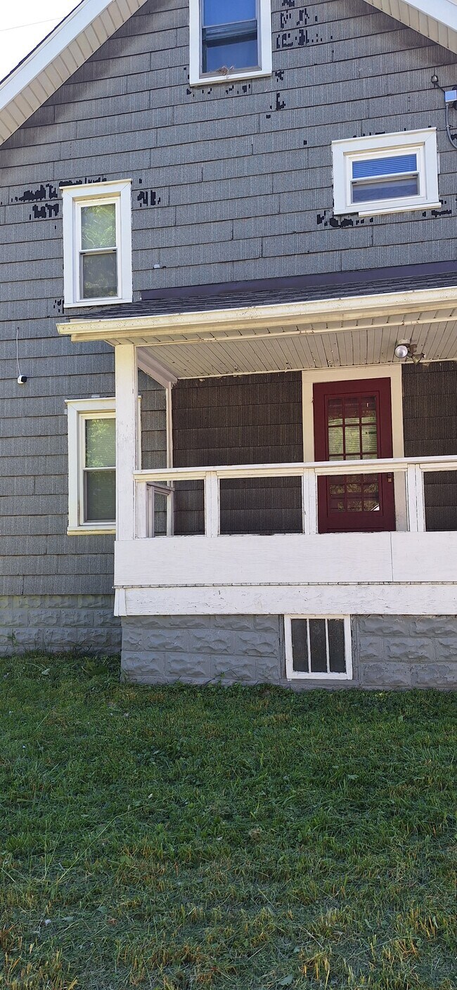 Foto del edificio - 1734 Ogden Ave NW