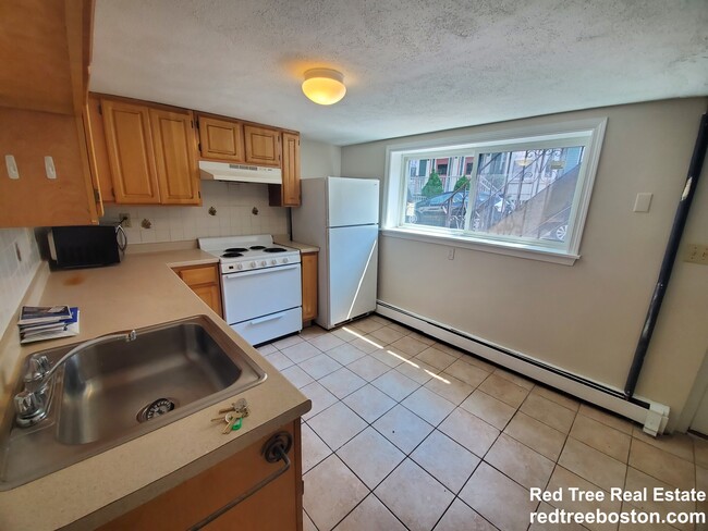 Photo - 13 Suffolk St Apartment