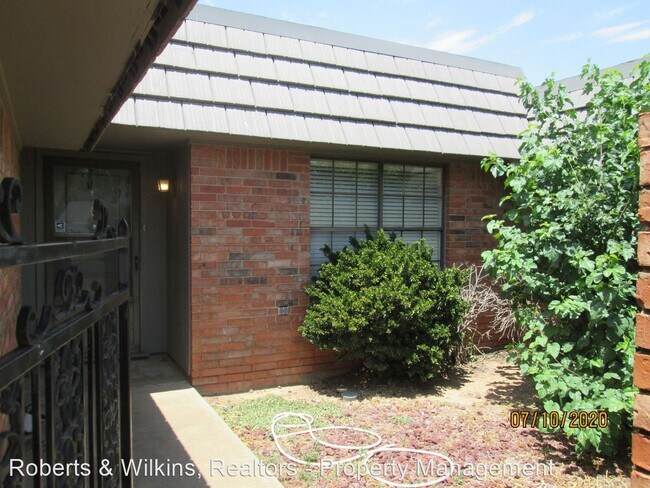 Foto del edificio - 2 br, 1.5 bath House - 2802 Edgemere Drive