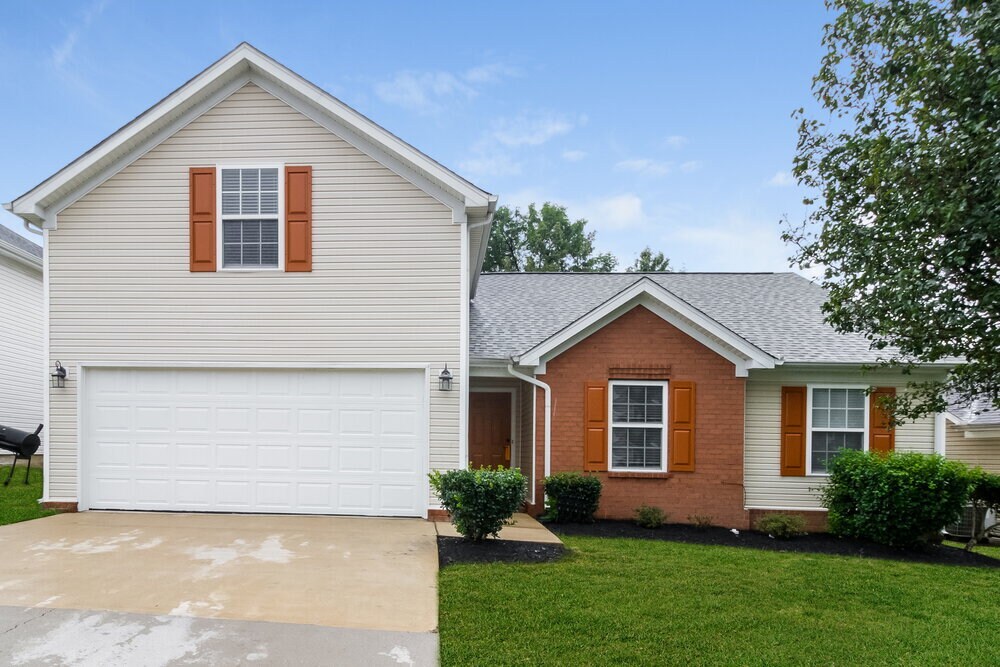 Foto principal - 7405 E Winchester Dr