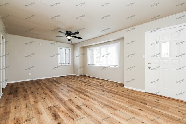 Foto del edificio - 2981 Kerwood Dr